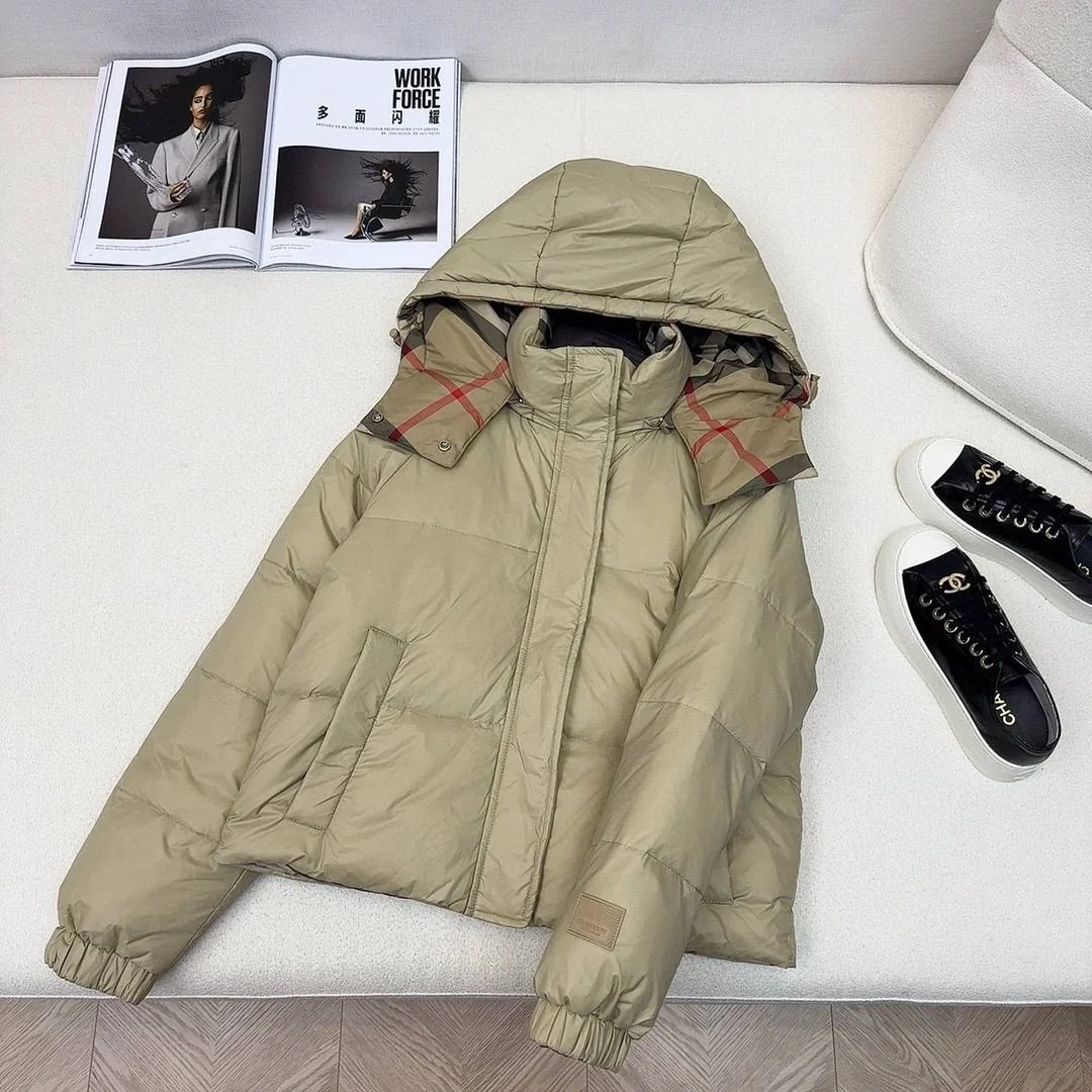 Жіночий пуховик - Burberry